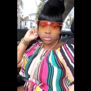 Meet your Posher, Romaine